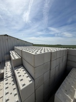 Blocs-beton-stock-Chartres.jpeg