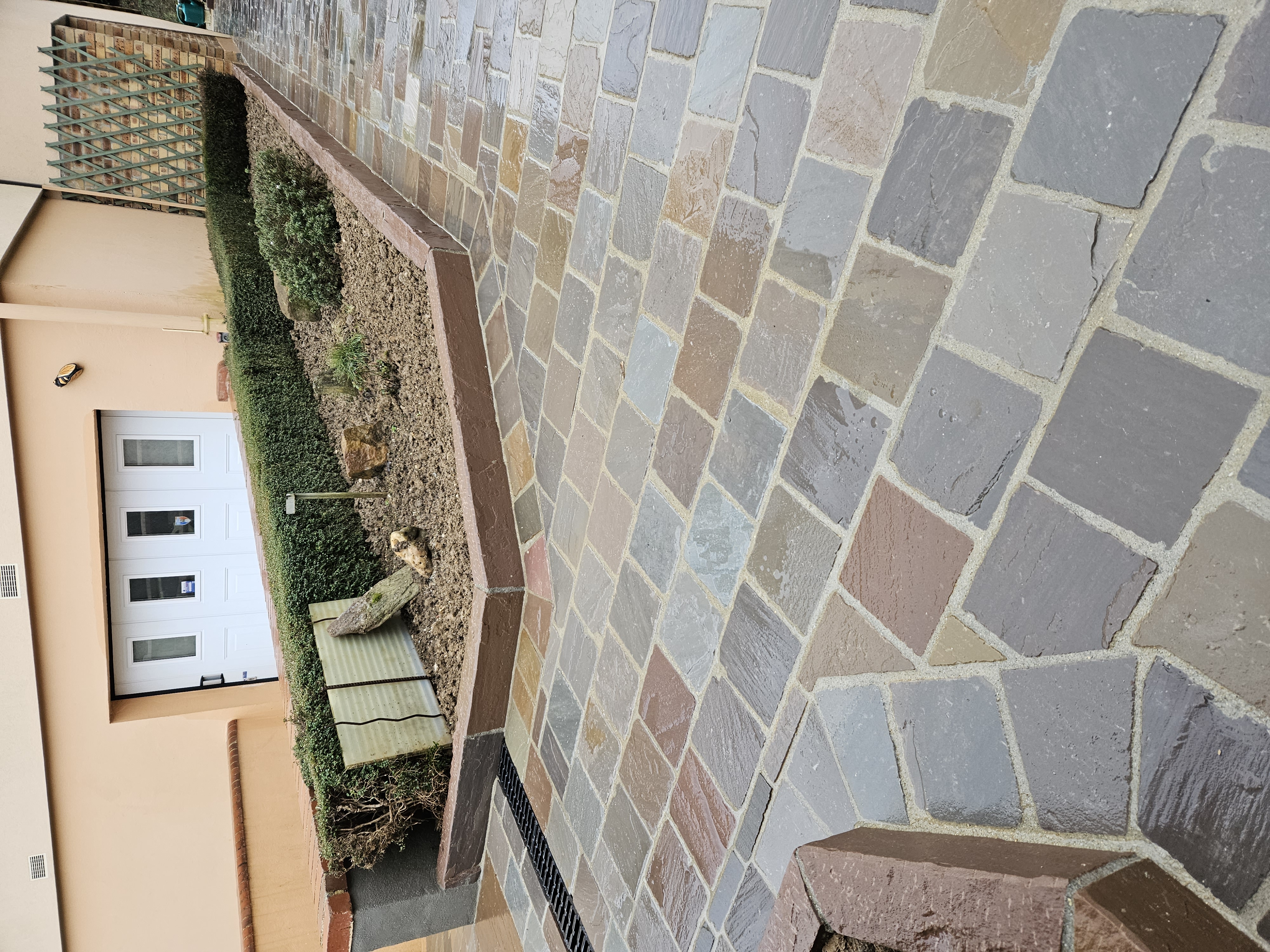 fontenays-sur-eure-paves-cours-bordure-pierre-accotement-allee-terrassement-travertin-amenagement-jardin-chartres-epernon-valle-de-leure-jouy-leves-maintenon-eure-et-loir-gazeran.jpg