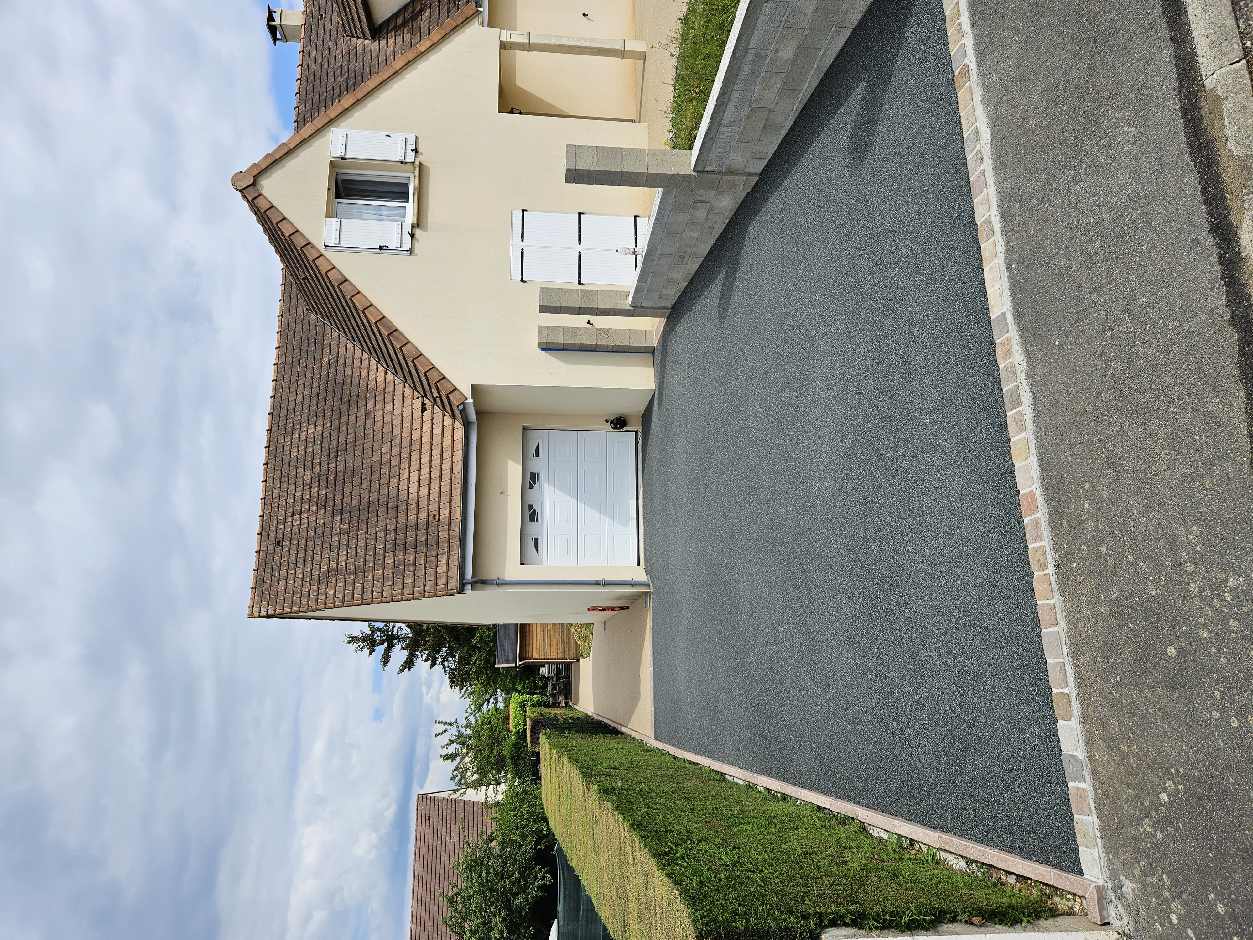 permeable-hydroway-dammarie-fontenay-sur-eure-paves-cours-bordure-pierre-accotement-allee-terrassement-travertin-amenagement-jardin-chartres-epernon-valle-de-leure-jouy-leves-maintenon-eure-et-loir-gazeran.jpg